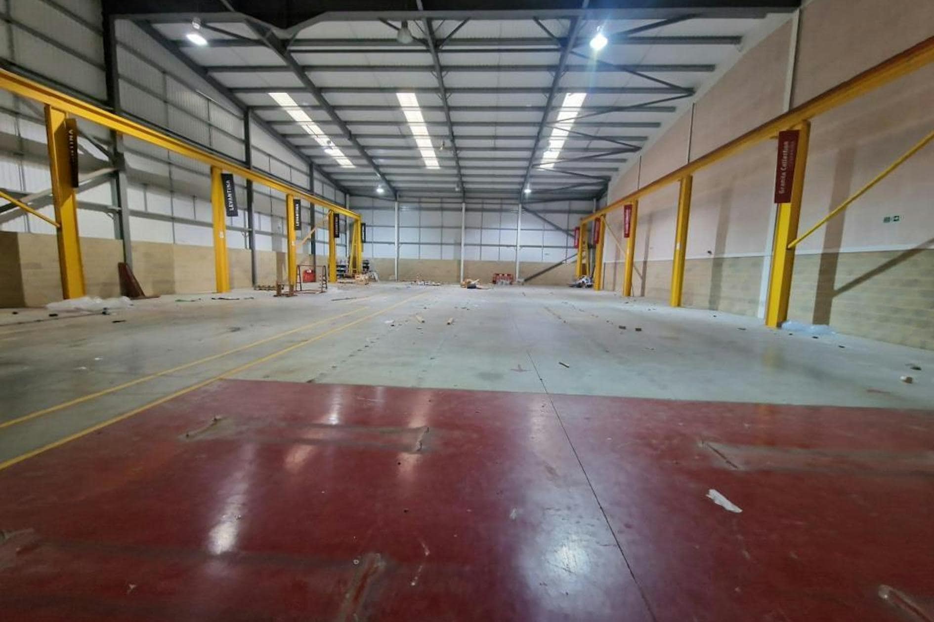 9 Greywell Rd, Basingstoke for lease Interior Photo- Image 1 of 2