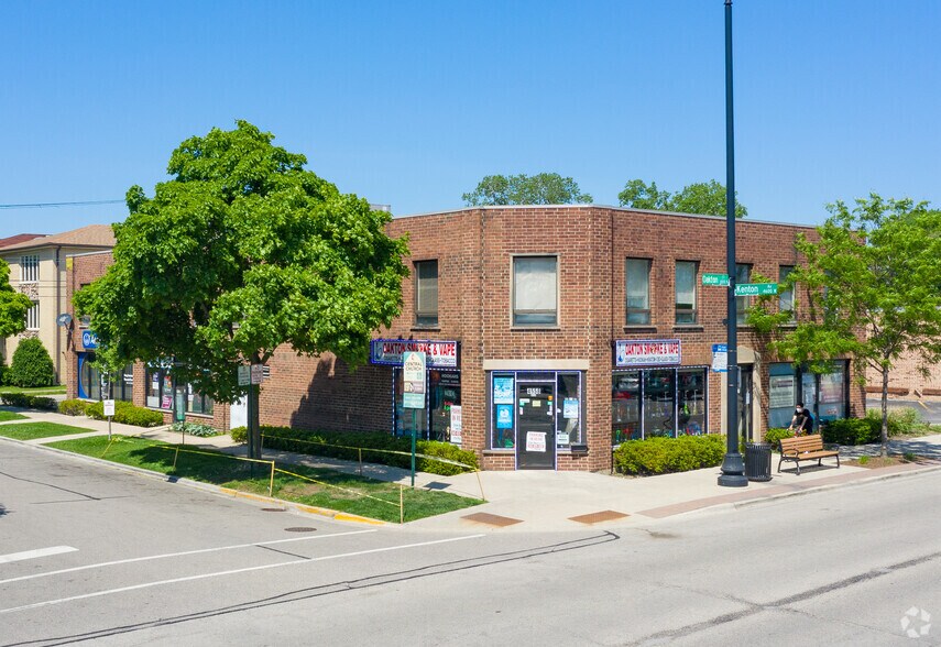 4554-4558 Oakton St, Skokie, IL à louer - Photo du bâtiment - Image 2 de 2