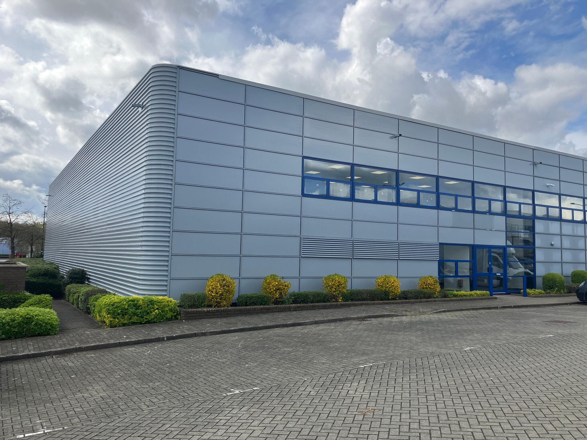 Tanners Dr, Milton Keynes for lease Building Photo- Image 1 of 6
