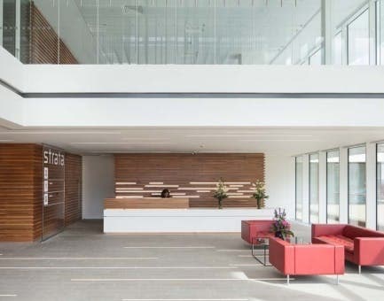 1 Bridge St, Staines for lease - Interior Photo - Image 3 of 6