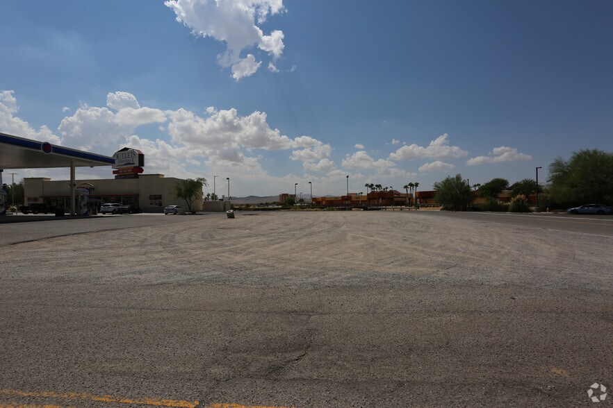 2800 Lenwood Rd, Barstow, CA à louer - Photo principale - Image 1 de 6