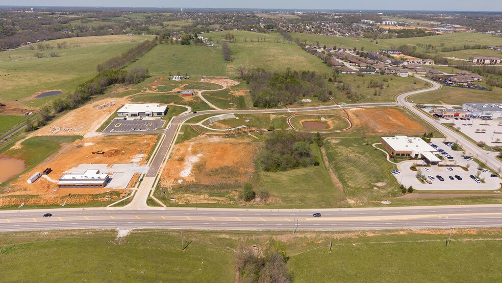 State Highway 14 & N 25th St, Ozark, MO à vendre - Photo du bâtiment - Image 2 de 22