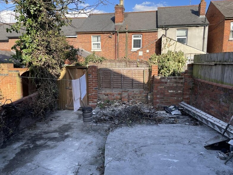 49 Whitley St, Reading for sale - Building Photo - Image 3 of 4