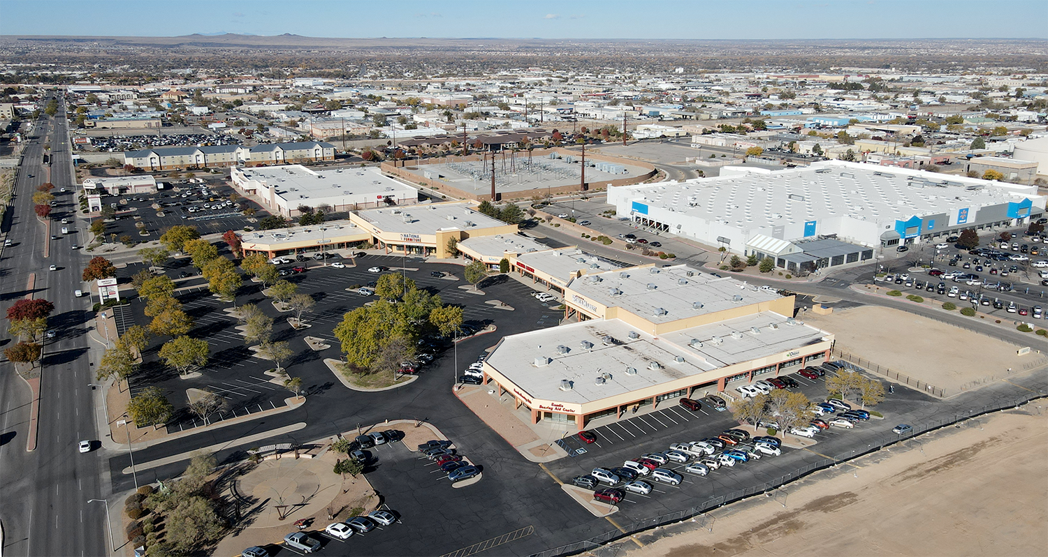3301 Menaul Blvd NE, Albuquerque, NM for lease Primary Photo- Image 1 of 6