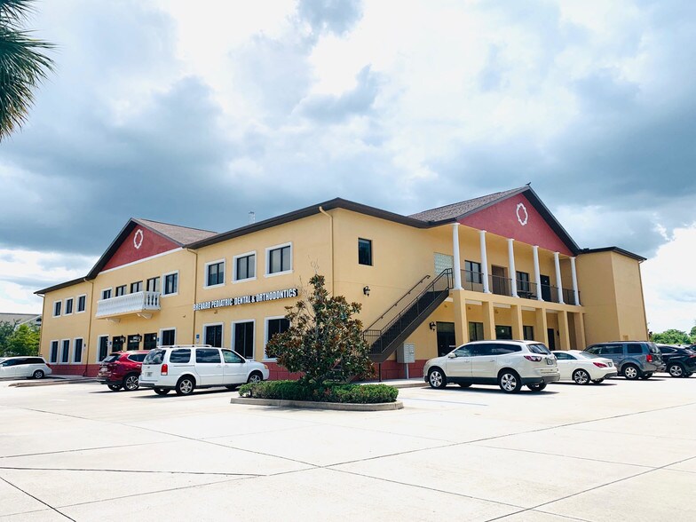 2405 N Courtenay Pky, Merritt Island, FL for sale - Building Photo - Image 2 of 25