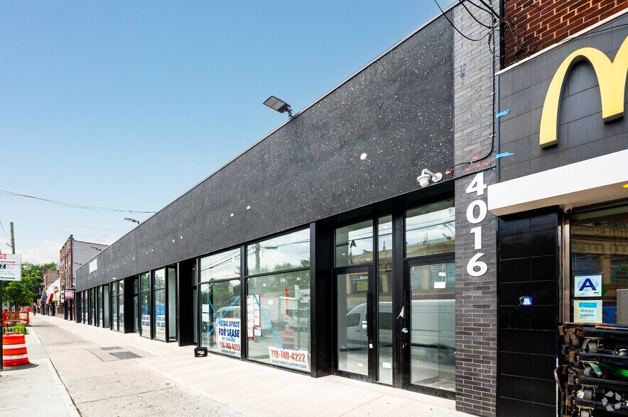 40-16 National St, Corona, NY à louer - Photo du bâtiment - Image 2 de 7