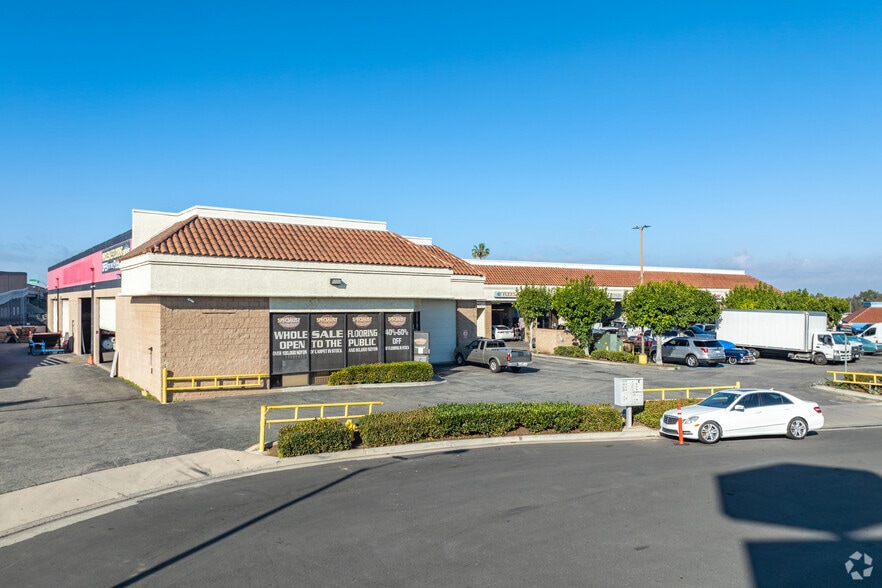 110 Washburn Cir, Corona, CA for lease - Building Photo - Image 3 of 7