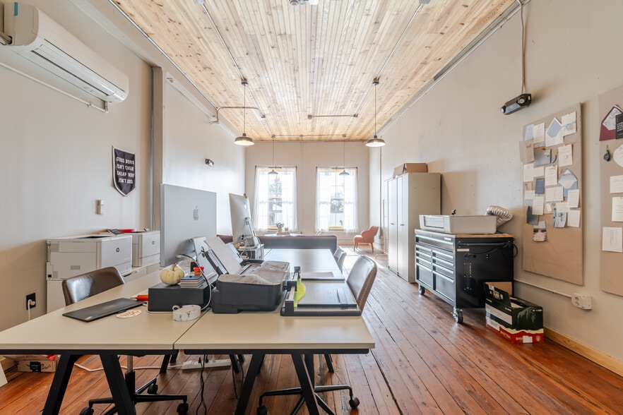 221 Main St, Fort Mill, SC à louer - Photo intérieure - Image 3 de 9