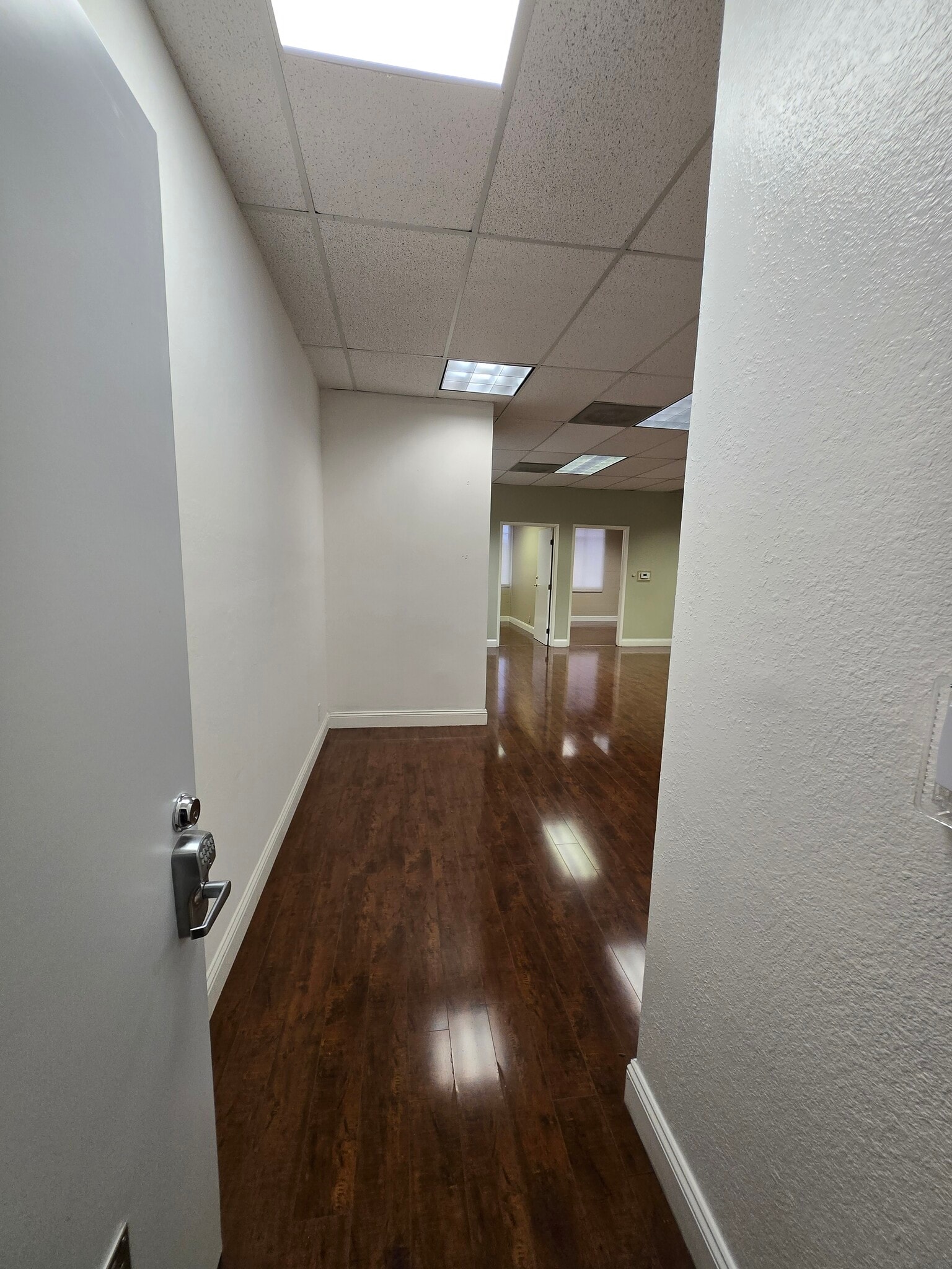 1955-1969 Mountain Blvd, Oakland, CA for lease Interior Photo- Image 1 of 15