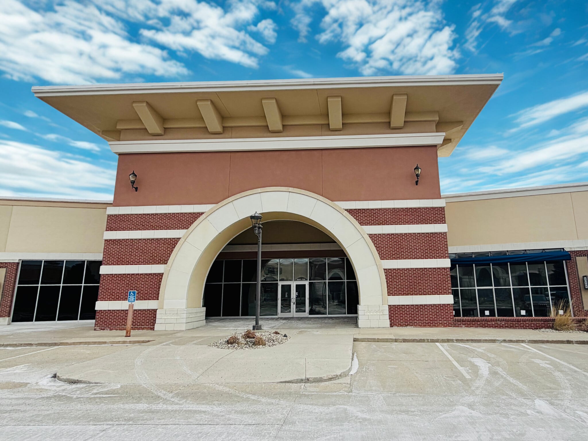 4149 Sergeant Rd, Sioux City, IA for lease Interior Photo- Image 1 of 10