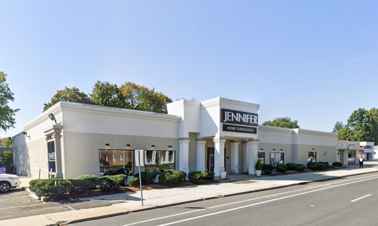 2490 Summer St, Stamford, CT for sale - Building Photo - Image 2 of 8