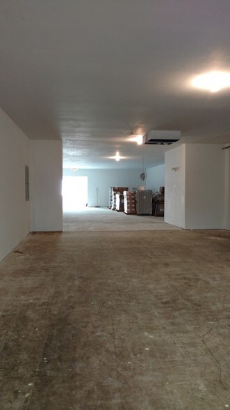 110 State Route 10, East Hanover, NJ à louer - Photo intérieure - Image 3 de 14