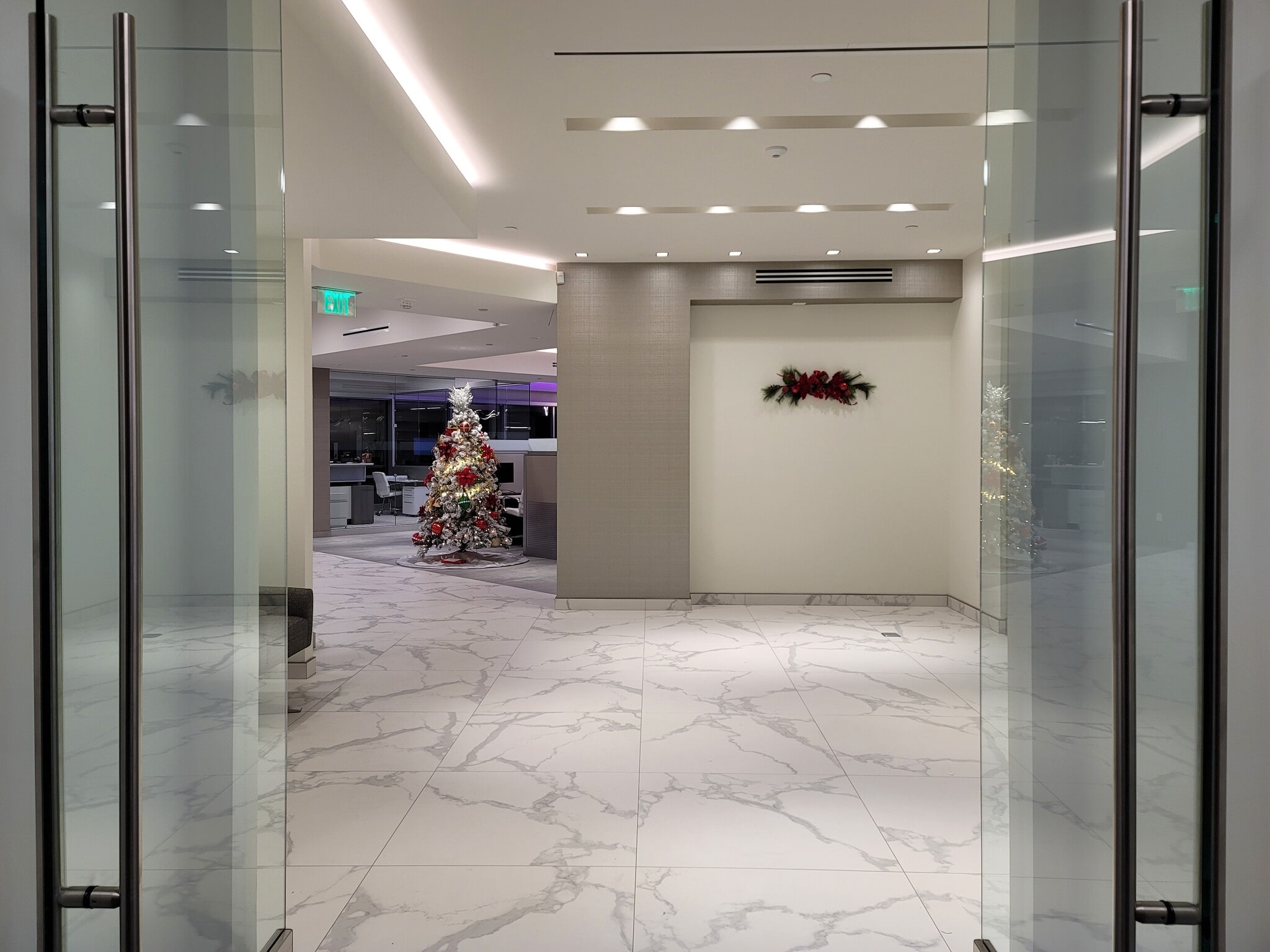 17877 Von Karman Ave, Irvine, CA à louer Photo intérieure- Image 1 de 7