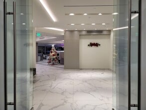 17877 Von Karman Ave, Irvine, CA à louer Photo intérieure- Image 1 de 7