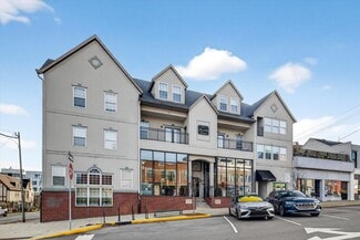 More details for 121-129 N Washington St, Bloomington, IN - Multifamily for Sale