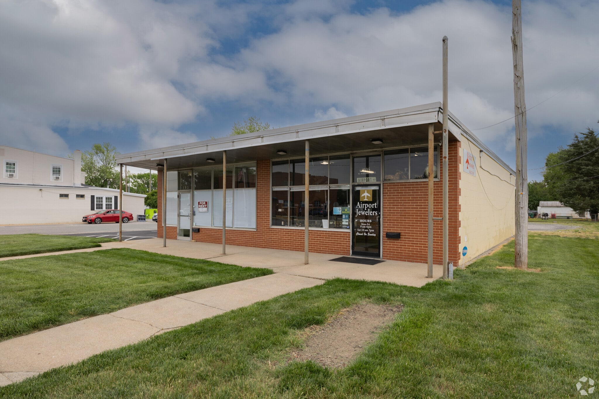 103-105 W Williamsburg Rd, Sandston, VA for lease Primary Photo- Image 1 of 3