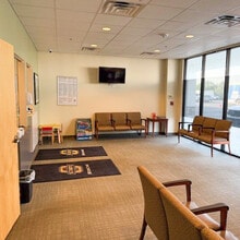 406-546 Plaza Ct, Sand Springs, OK for lease Interior Photo- Image 1 of 12