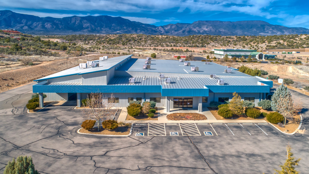 6000 E Coury Dr, Cottonwood, AZ for lease - Building Photo - Image 1 of 21