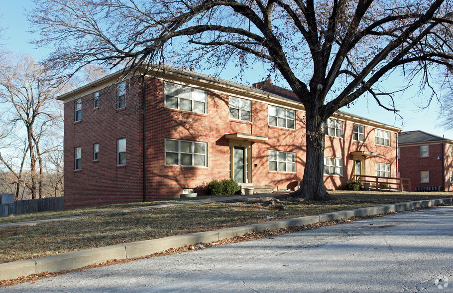 3000 E 49th St, Kansas City, MO à vendre - Photo principale - Image 1 de 1