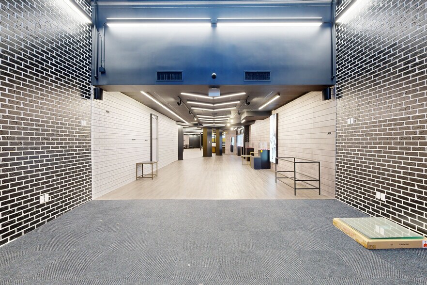 1524 Dorchester Ave, Boston, MA à louer - Numérisation 3D de Matterport - Image 2 de 28