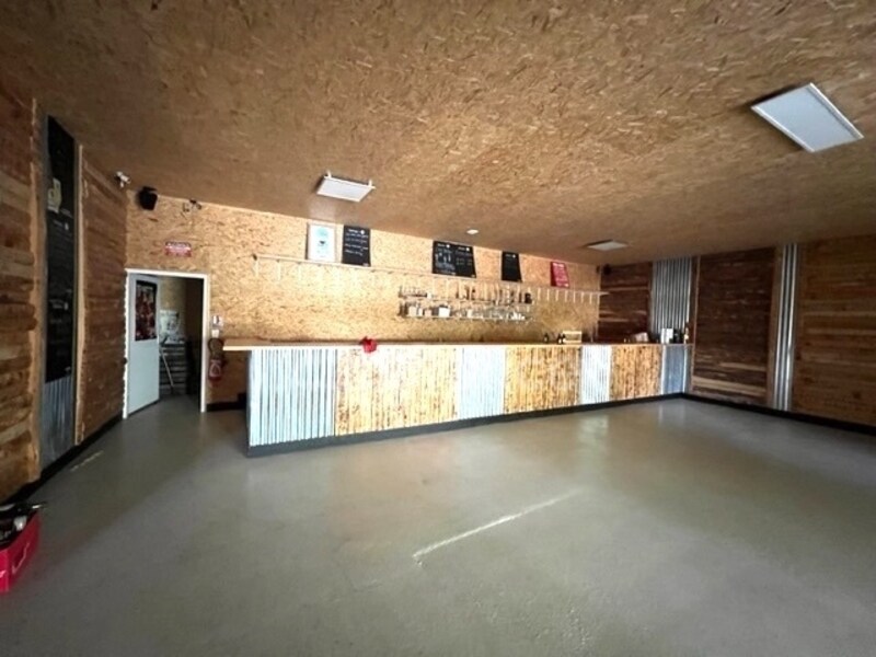 Flex in Saintes for sale Interior Photo- Image 1 of 6
