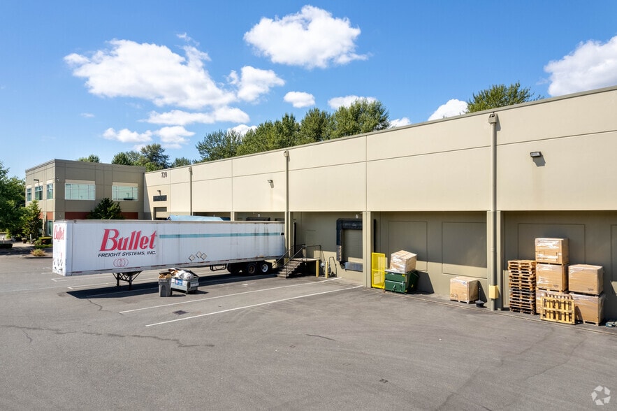 720 SW 34th St, Renton, WA for lease - Primary Photo - Image 1 of 6