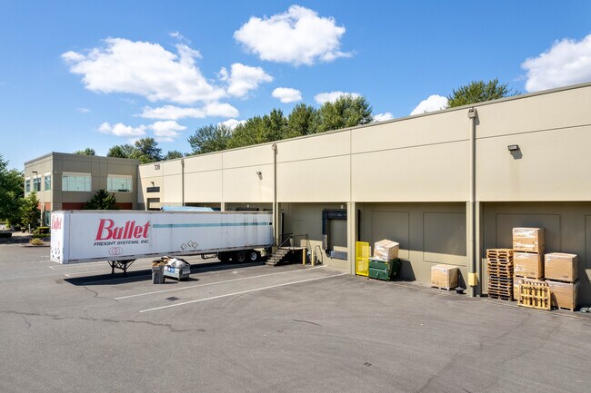Plus de détails pour 720 SW 34th St, Renton, WA - Industriel à louer