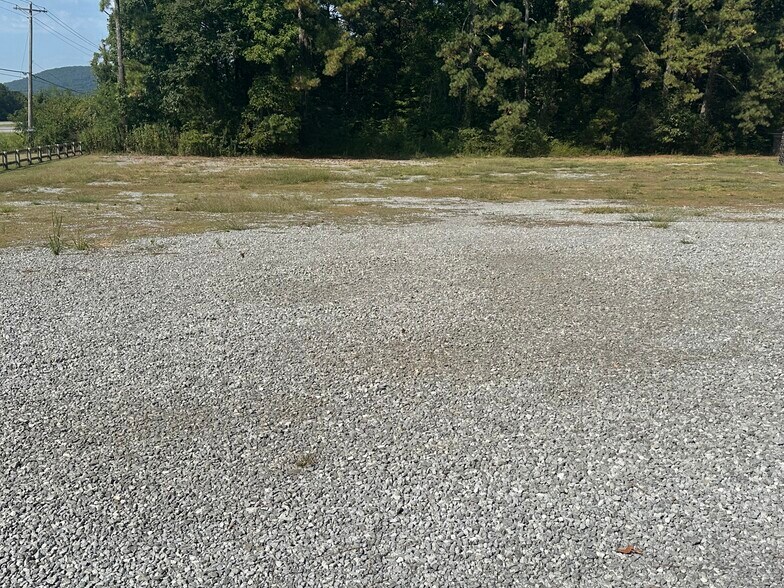 19520 John T Reid Pky, Scottsboro, AL à vendre - Photo du bâtiment - Image 2 de 16