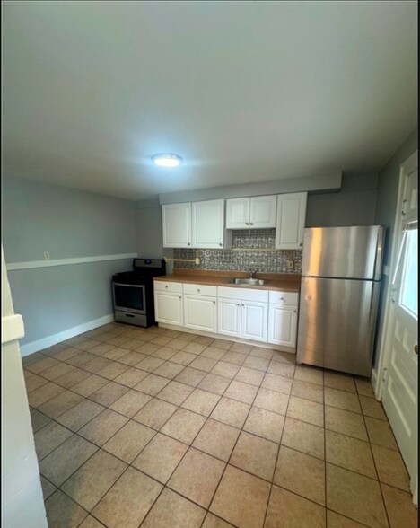 7 Winchester Pl, Buffalo, NY à vendre - Photo intérieure - Image 2 de 6