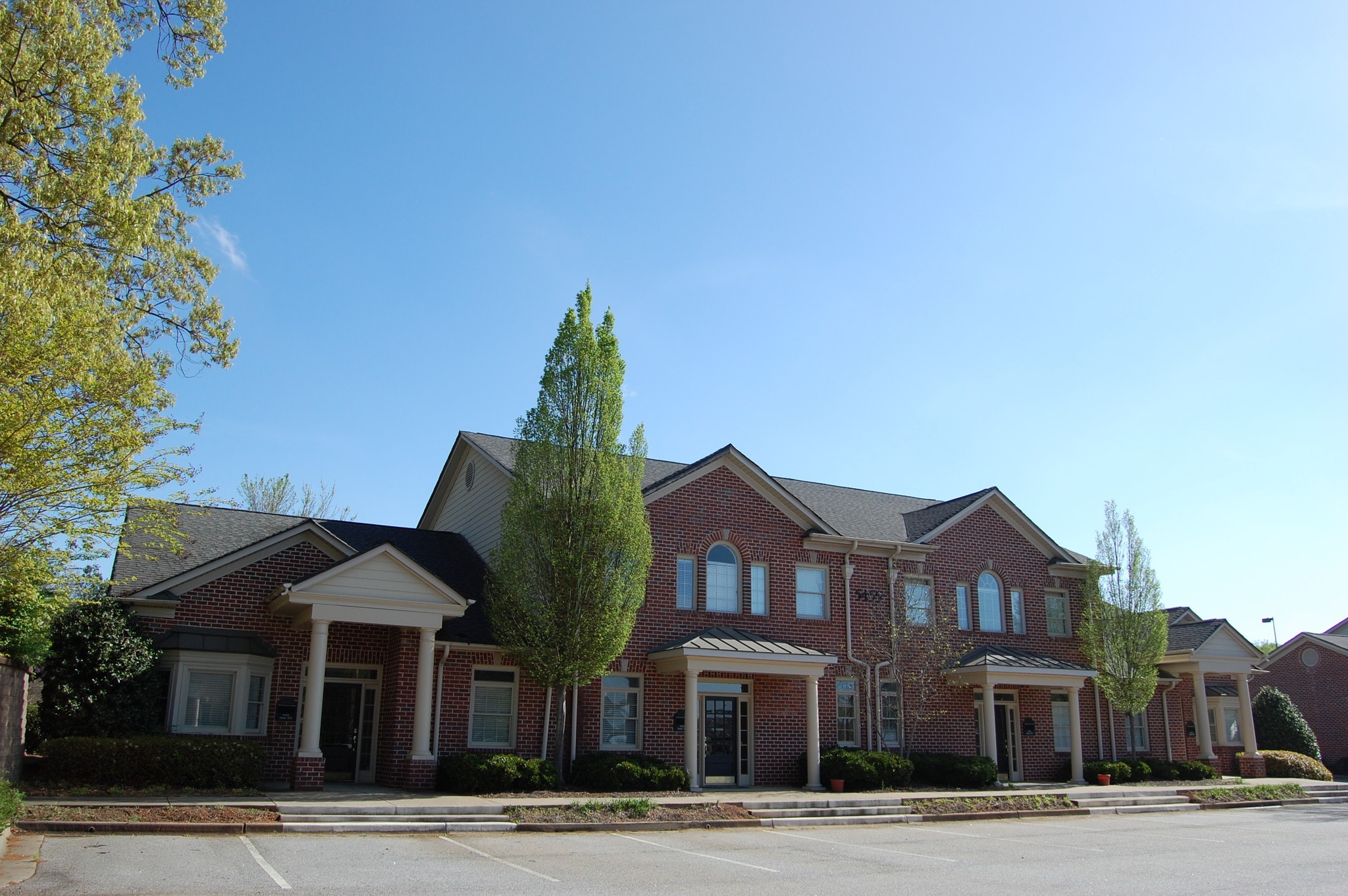 5470 McGinnis Village Pl, Alpharetta, GA for lease Primary Photo- Image 1 of 41