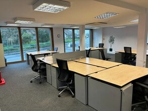 La Grande Rue Street, Guernsey for lease Interior Photo- Image 1 of 2