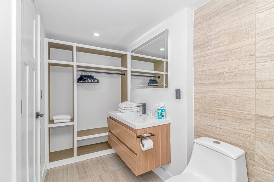 507-509 N Ocean Blvd, Myrtle Beach, SC à vendre - Photo intérieure - Image 3 de 50