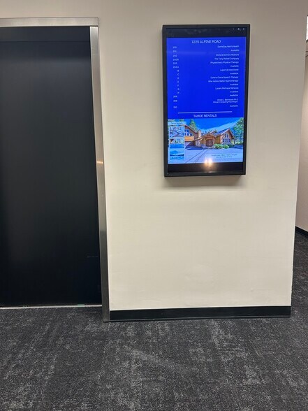 1225 Alpine Rd, Walnut Creek, CA à louer - Photo du bâtiment - Image 2 de 6