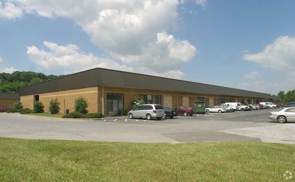 1710-1770 Sulphur Spring Rd, Arbutus, MD for lease - Building Photo - Image 2 of 3