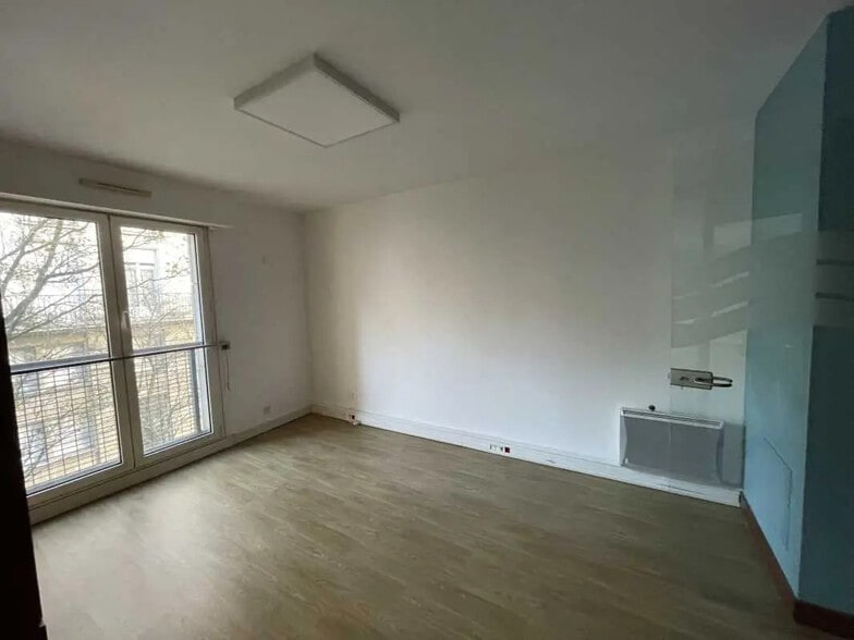 3 Place Commandant Jean L'Herminier, Nantes à louer - Photo intérieure - Image 2 de 7