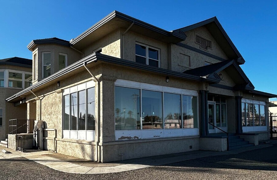 3594 E Ventura Ave, Fresno, CA à vendre - Photo du bâtiment - Image 1 de 1