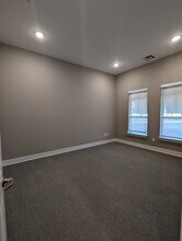 1000 Brunswick Cir, Brunswick, GA for lease Interior Photo- Image 1 of 1
