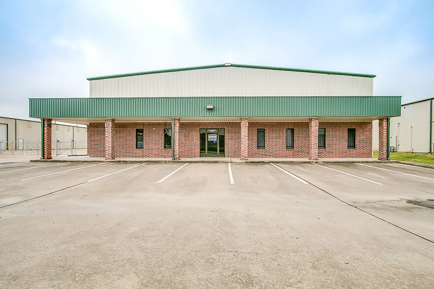4525-4555 Brittmoore Rd, Houston, TX à louer - Photo du bâtiment - Image 2 de 15