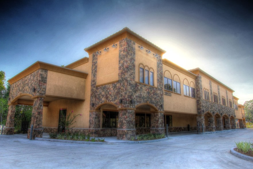 28533 Spring Trails Rdg, Spring, TX for lease - Building Photo - Image 2 of 10