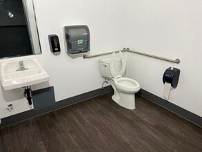 1235 Pierre Way, El Cajon, CA for lease Interior Photo- Image 1 of 6