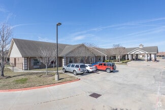 More details for 5020 Space Center Blvd, Pasadena, TX - Health Care for Sale