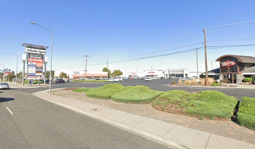 1218-1220 N Columbia Center Blvd, Kennewick, WA à louer - Photo du bâtiment - Image 2 de 7