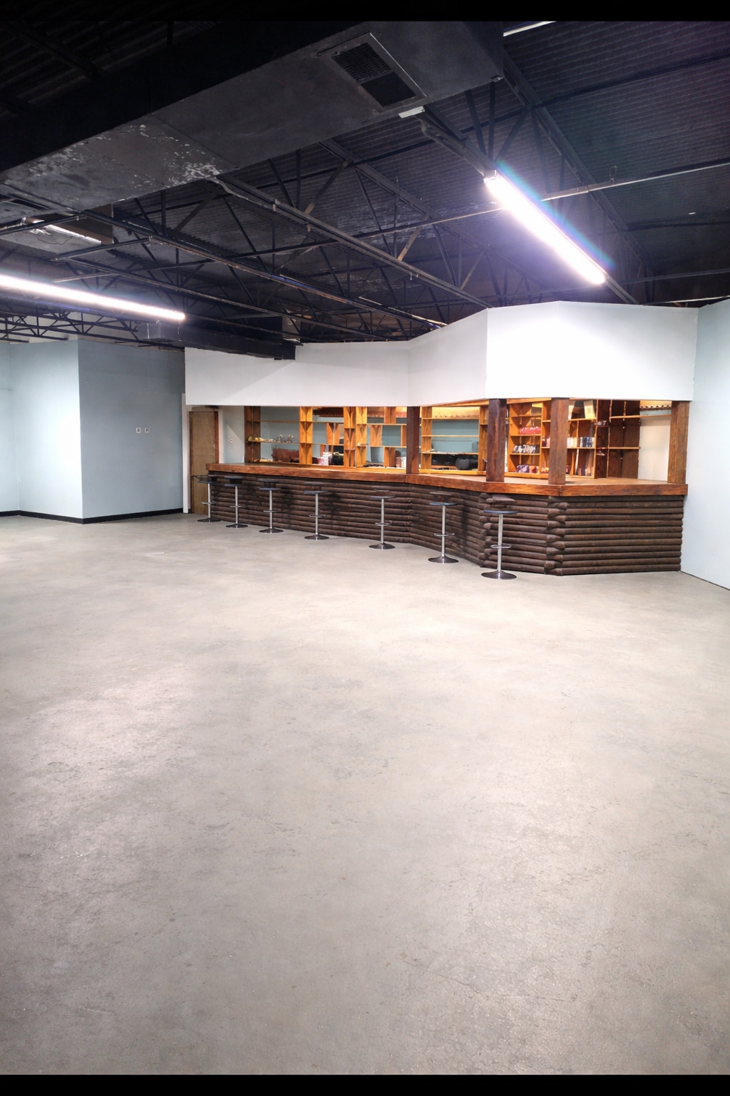 265-295 W Valley Ave, Birmingham, AL à louer Photo intérieure- Image 1 de 12