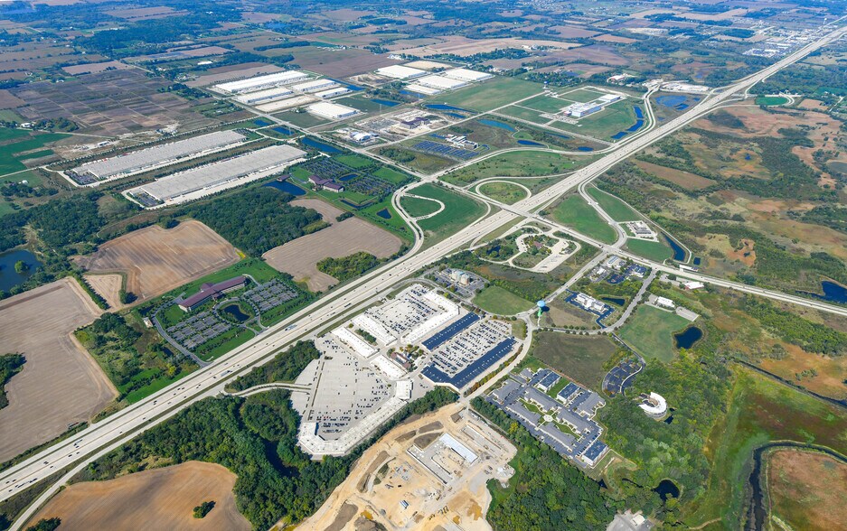 I-94 & Hwy 165, Pleasant Prairie, WI à louer - Aérien - Image 2 de 3