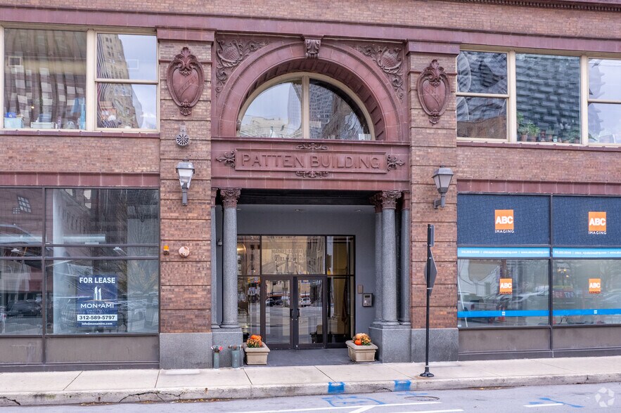 161 W Harrison St, Chicago, IL for lease - Primary Photo - Image 2 of 25