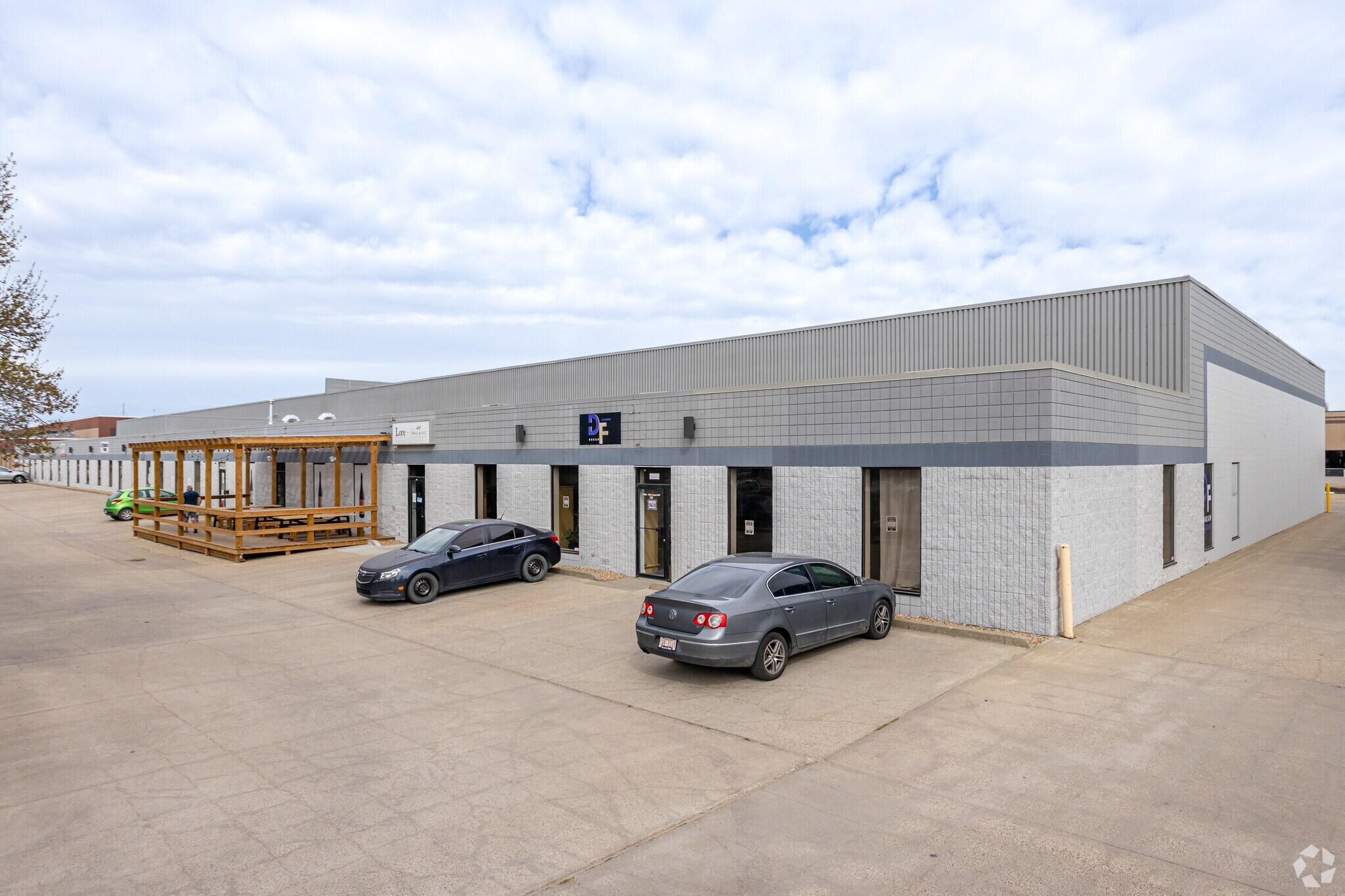 17843 106th A Ave NW, Edmonton, AB à vendre Photo principale- Image 1 de 1