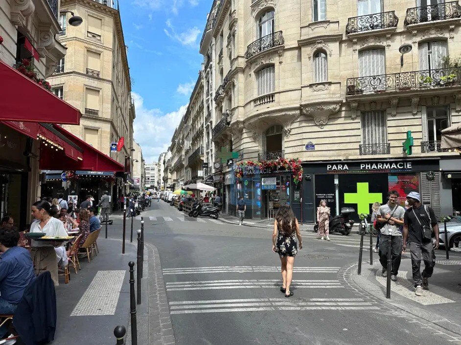 Commerce de détail dans Paris à louer Photo du bâtiment- Image 1 de 4