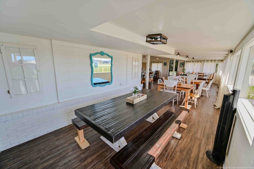 3445 E Us-90, Lake City, FL for sale - Interior Photo - Image 2 of 35