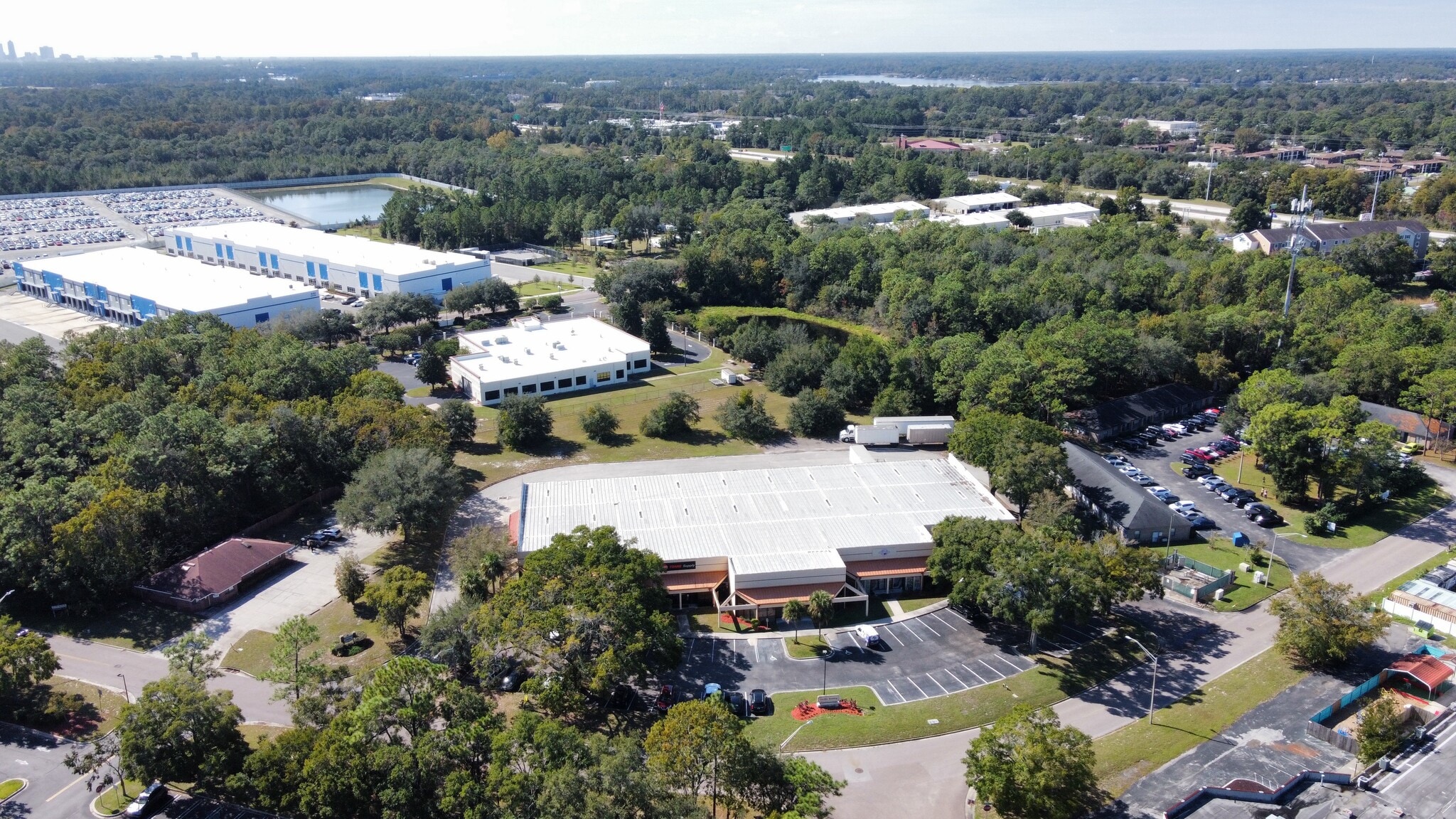 10592 Balmoral Cir E, Jacksonville, FL à vendre Photo principale- Image 1 de 9