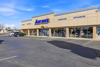 5020 W Clearwater Ave, Kennewick, WA à louer Photo intérieure- Image 1 de 12